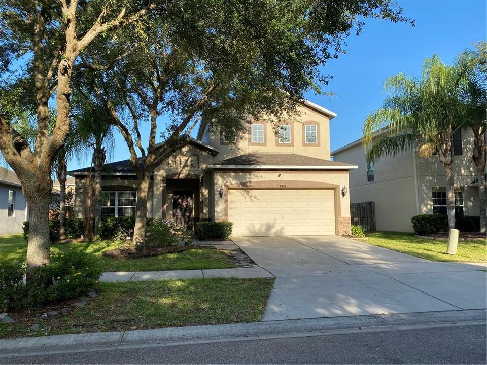 Recently Sold: $350,000 (5 beds, 3 baths, 2531 Square Feet)