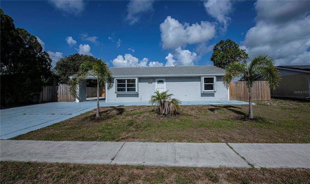 Recently Sold: $225,000 (3 beds, 4 baths, 1520 Square Feet)