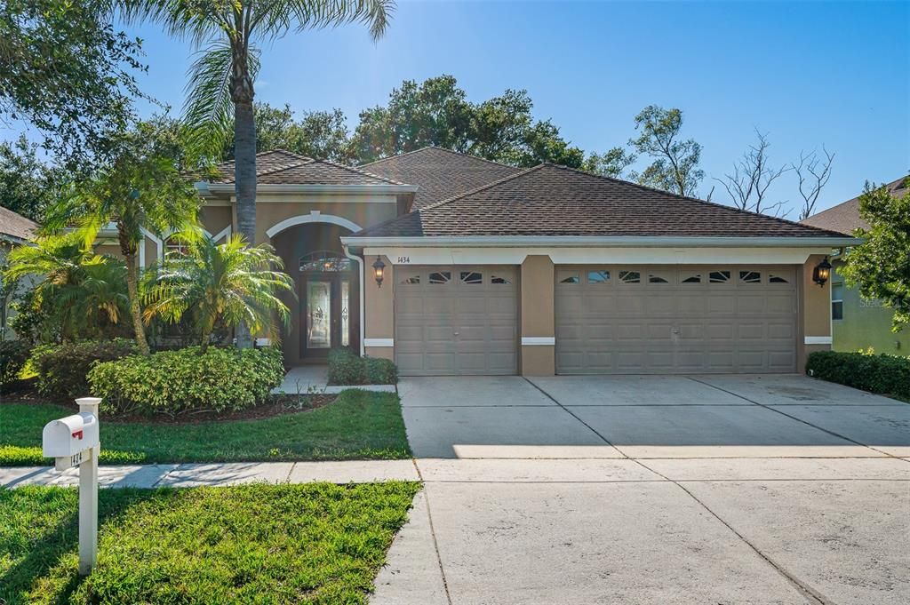 Recently Sold: $424,900 (4 beds, 3 baths, 2733 Square Feet)