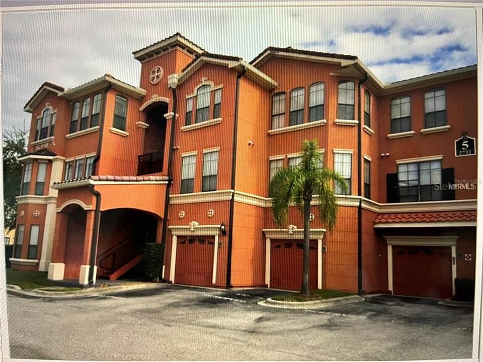 Vendido Recientemente: $245,000 (2 camas, 2 baños, 1230 Pies cuadrados)