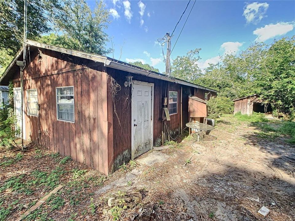 Recently Sold: $55,000 (2 beds, 1 baths, 1000 Square Feet)