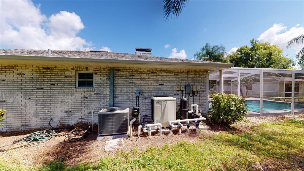 Recently Sold: $330,000 (4 beds, 3 baths, 2580 Square Feet)