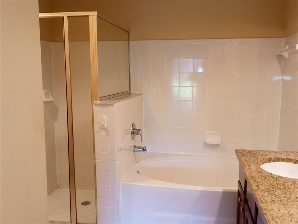 Недавно арендовано: $1,595 (2 спален, 2 ванн, 1400 Квадратных фут)