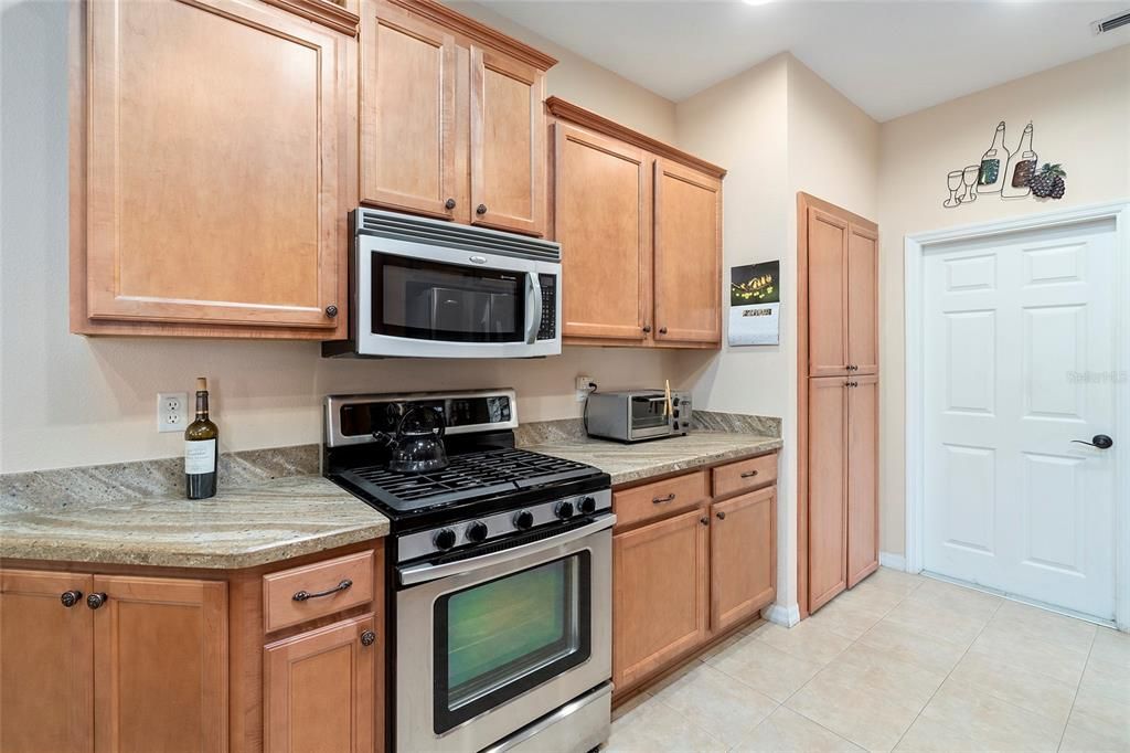 Recently Sold: $249,700 (2 beds, 2 baths, 1743 Square Feet)