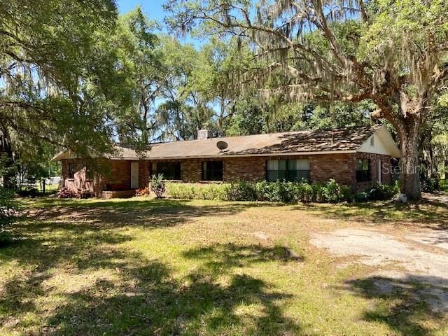 Recently Sold: $435,000 (3 beds, 2 baths, 2244 Square Feet)