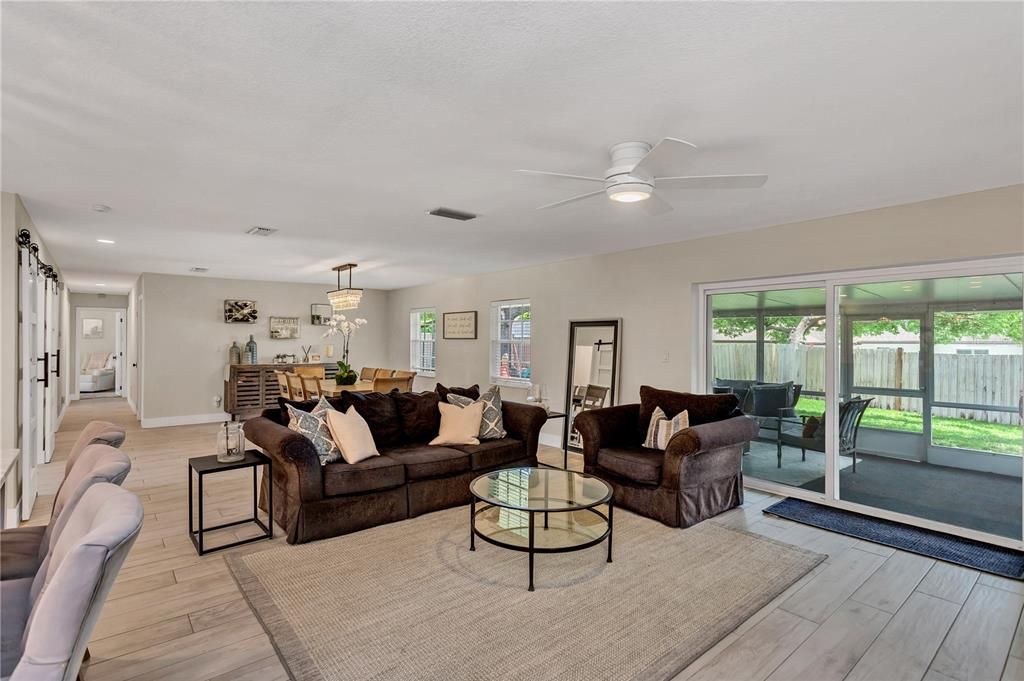 Recently Sold: $495,000 (3 beds, 2 baths, 1786 Square Feet)