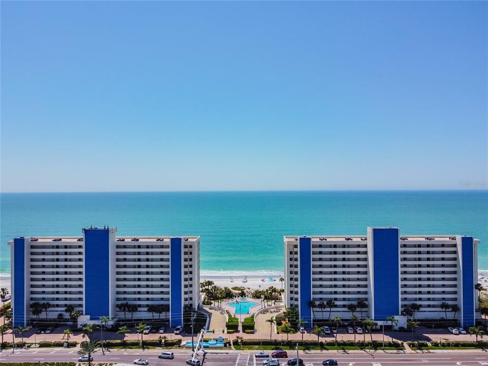 Recently Sold: $610,000 (2 beds, 2 baths, 1225 Square Feet)