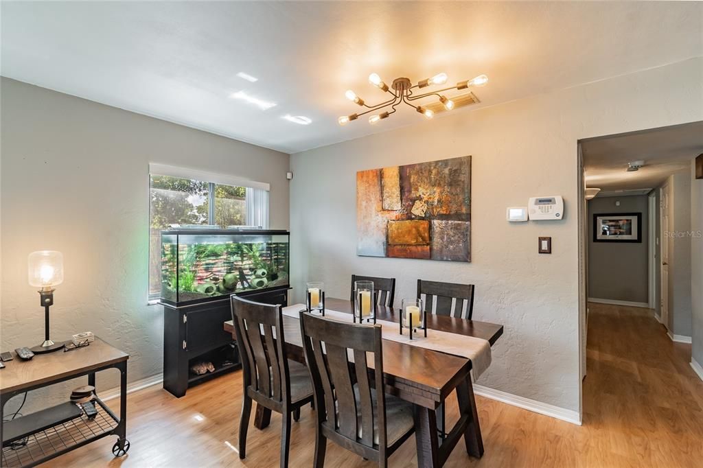 Recently Sold: $334,000 (4 beds, 1 baths, 1382 Square Feet)