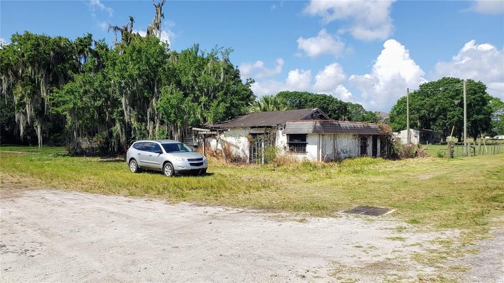 Recently Sold: $100,000 (0 beds, 0 baths, 1676 Square Feet)