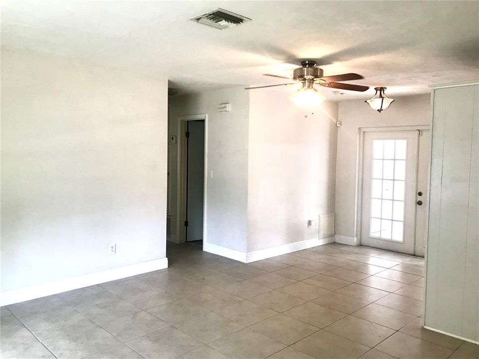Recently Sold: $205,000 (3 beds, 2 baths, 1040 Square Feet)