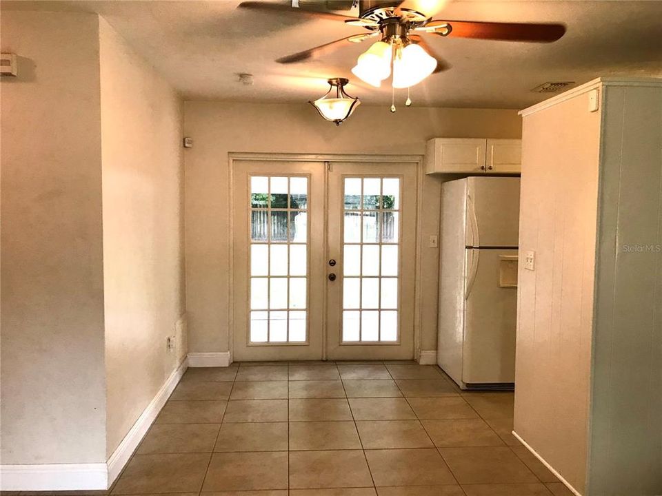 Recently Sold: $205,000 (3 beds, 2 baths, 1040 Square Feet)