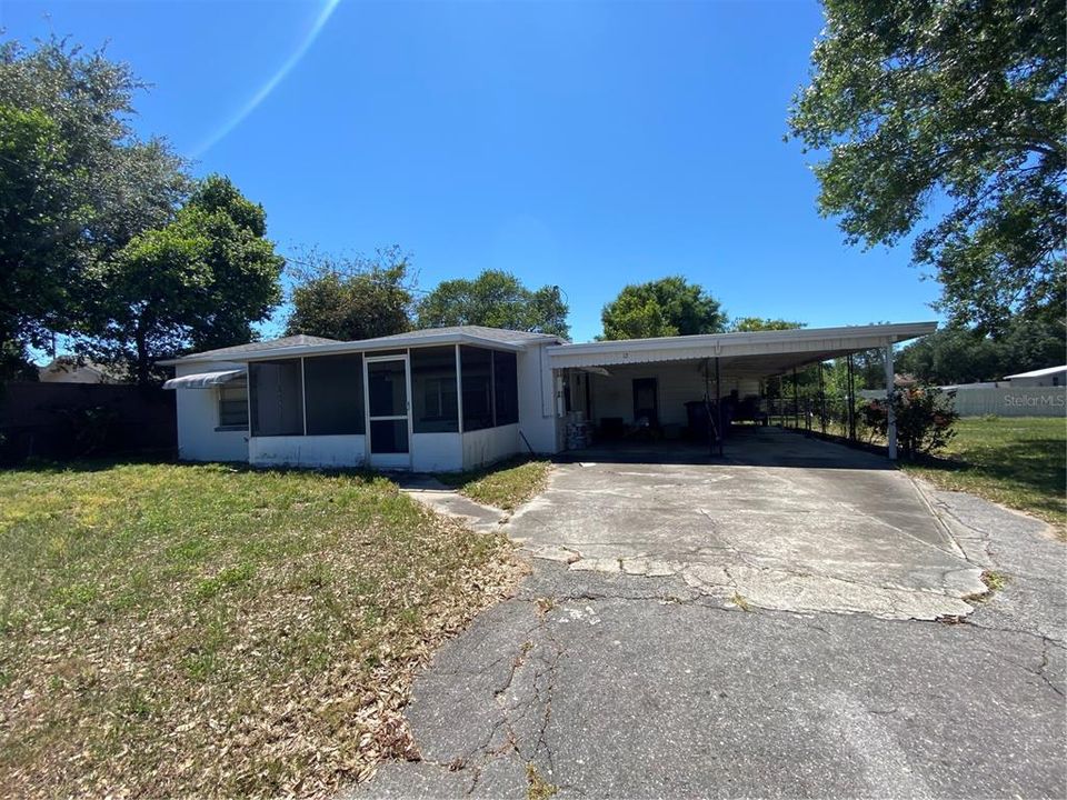 Recently Sold: $124,900 (3 beds, 1 baths, 916 Square Feet)