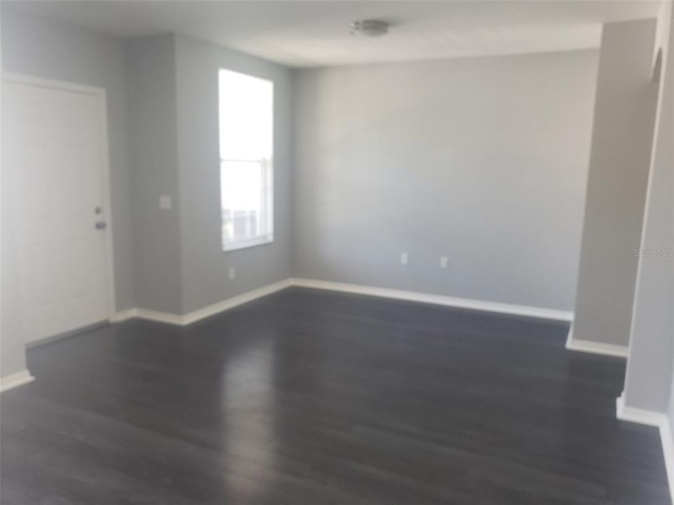 Recently Sold: $169,900 (2 beds, 2 baths, 1358 Square Feet)