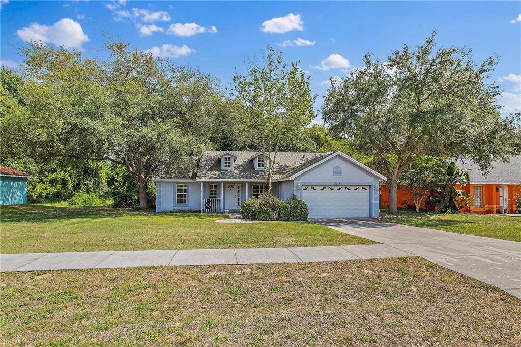 Recently Sold: $250,000 (3 beds, 2 baths, 1594 Square Feet)