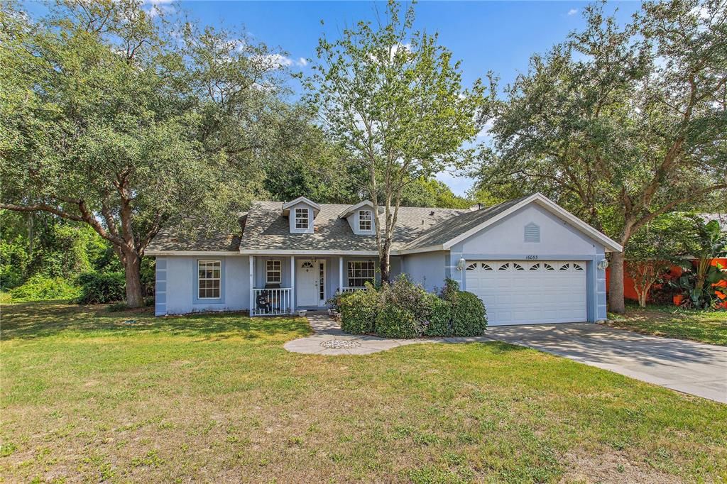 Recently Sold: $250,000 (3 beds, 2 baths, 1594 Square Feet)