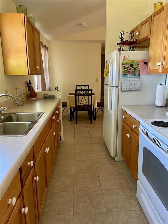 Recently Sold: $102,000 (3 beds, 1 baths, 1080 Square Feet)