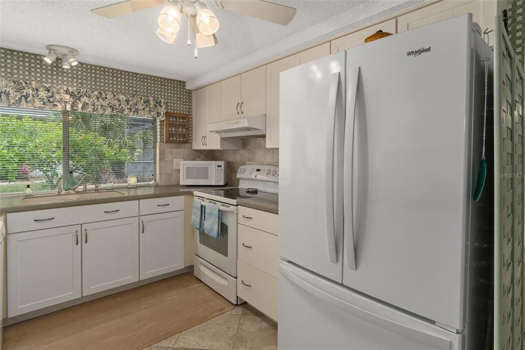 Recently Sold: $235,000 (2 beds, 2 baths, 1774 Square Feet)