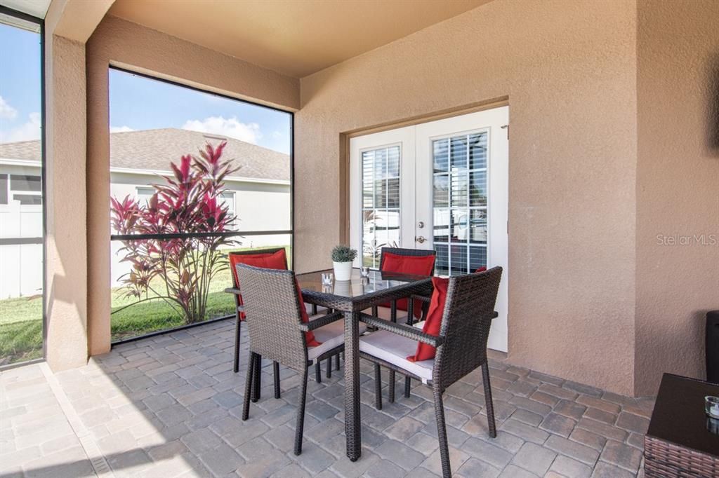 Recently Sold: $335,000 (4 beds, 3 baths, 2095 Square Feet)