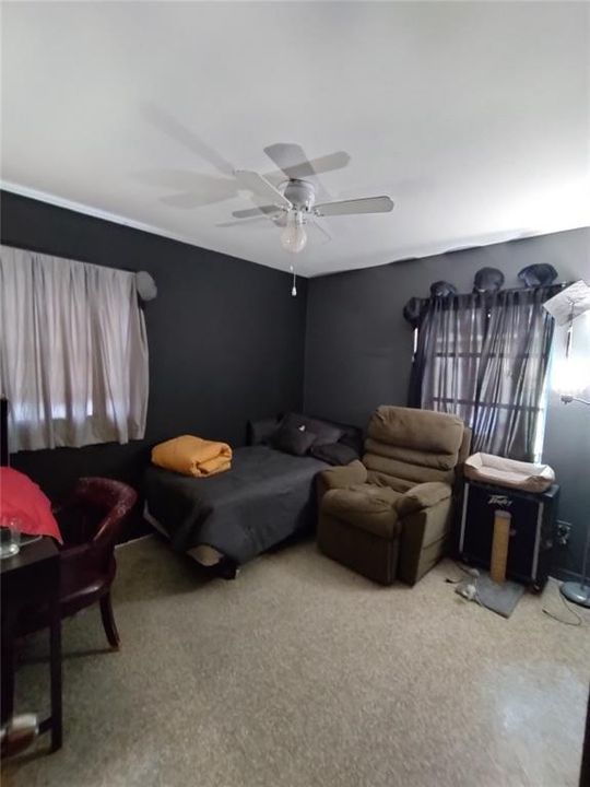 Recently Sold: $190,000 (3 beds, 1 baths, 1024 Square Feet)