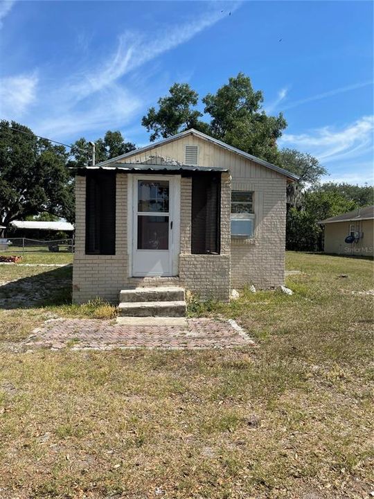 Recently Sold: $52,900 (1 beds, 1 baths, 384 Square Feet)