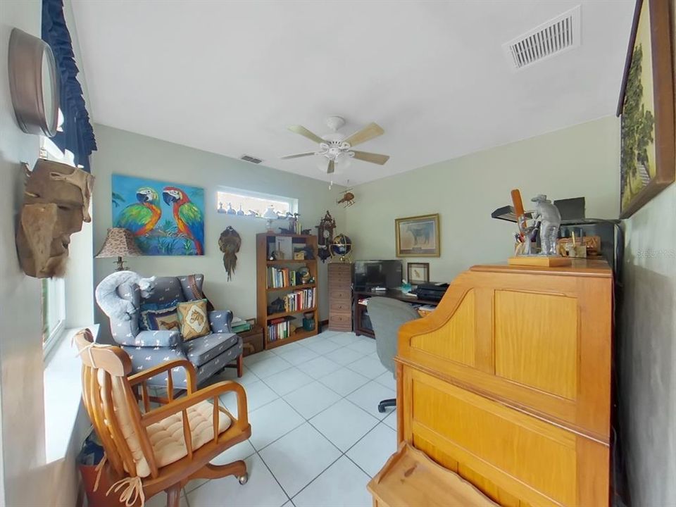 Recently Sold: $370,000 (2 beds, 2 baths, 1879 Square Feet)
