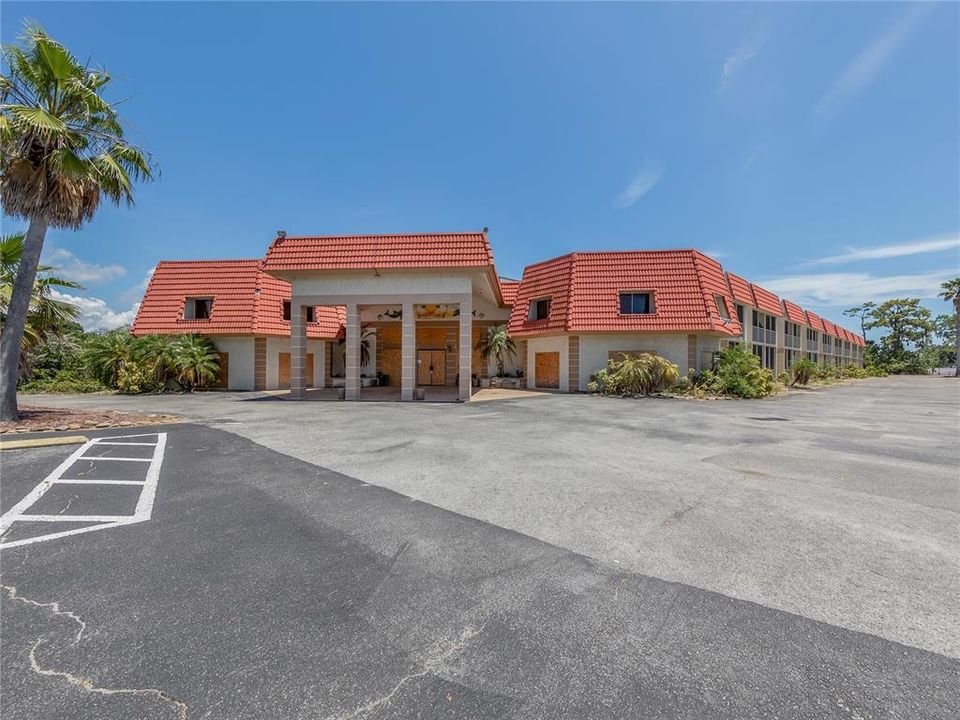 Active With Contract: $7,999,900 (0 beds, 0 baths, 54496 Square Feet)