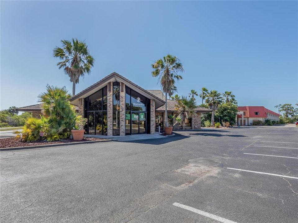 Active With Contract: $7,999,900 (0 beds, 0 baths, 54496 Square Feet)