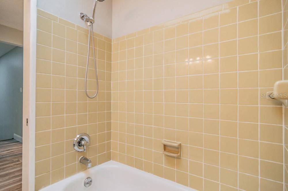 最近售出: $378,900 (3 贝兹, 2 浴室, 1924 平方英尺)