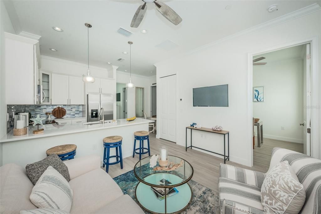 Recently Sold: $234,523 (2 beds, 2 baths, 800 Square Feet)