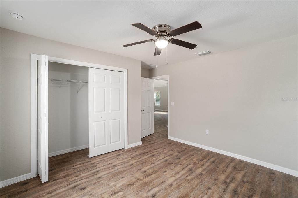Recently Sold: $227,250 (3 beds, 2 baths, 1671 Square Feet)