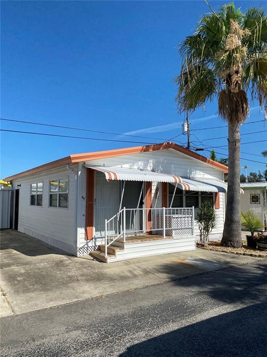 Recently Sold: $93,000 (1 beds, 1 baths, 384 Square Feet)