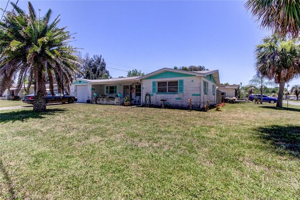 Recently Sold: $129,000 (2 beds, 2 baths, 1048 Square Feet)