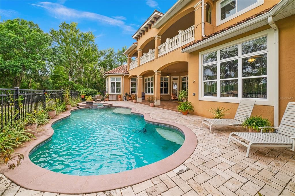 Enjoying the spa and pool are a great way to spend Florida days.