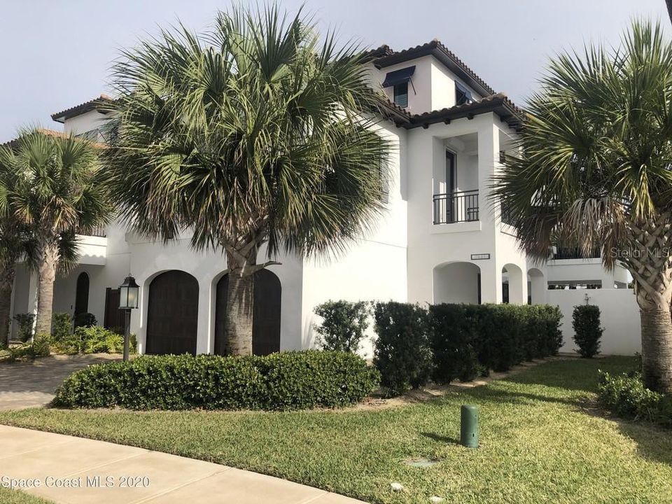 Recently Sold: $1,244,600 (3 beds, 3 baths, 3154 Square Feet)