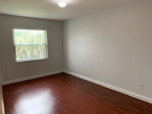 Recently Rented: $1,249 (2 beds, 2 baths, 905 Square Feet)