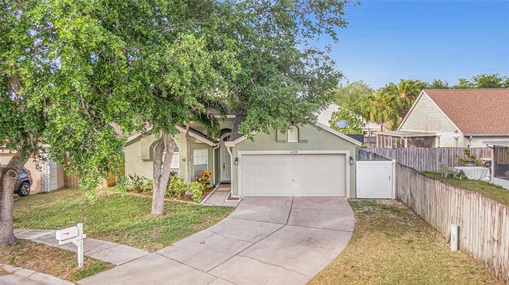 Recently Sold: $399,900 (3 beds, 2 baths, 1549 Square Feet)