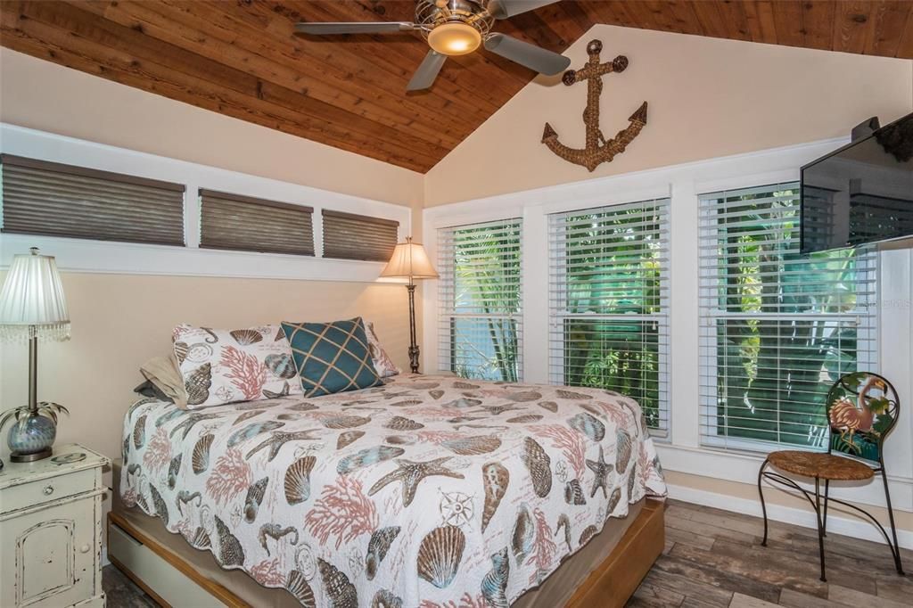 Seadog Cottage guest bedroom.