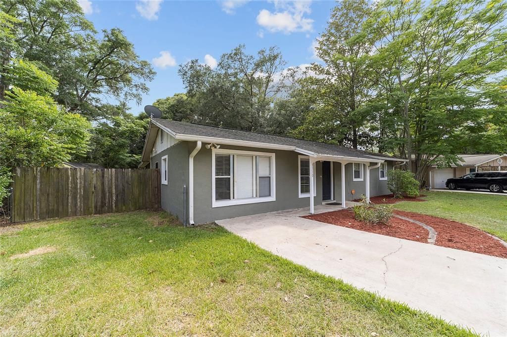 Recently Sold: $135,900 (3 beds, 2 baths, 1248 Square Feet)