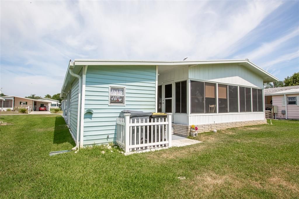 Recently Sold: $112,500 (2 beds, 2 baths, 1064 Square Feet)