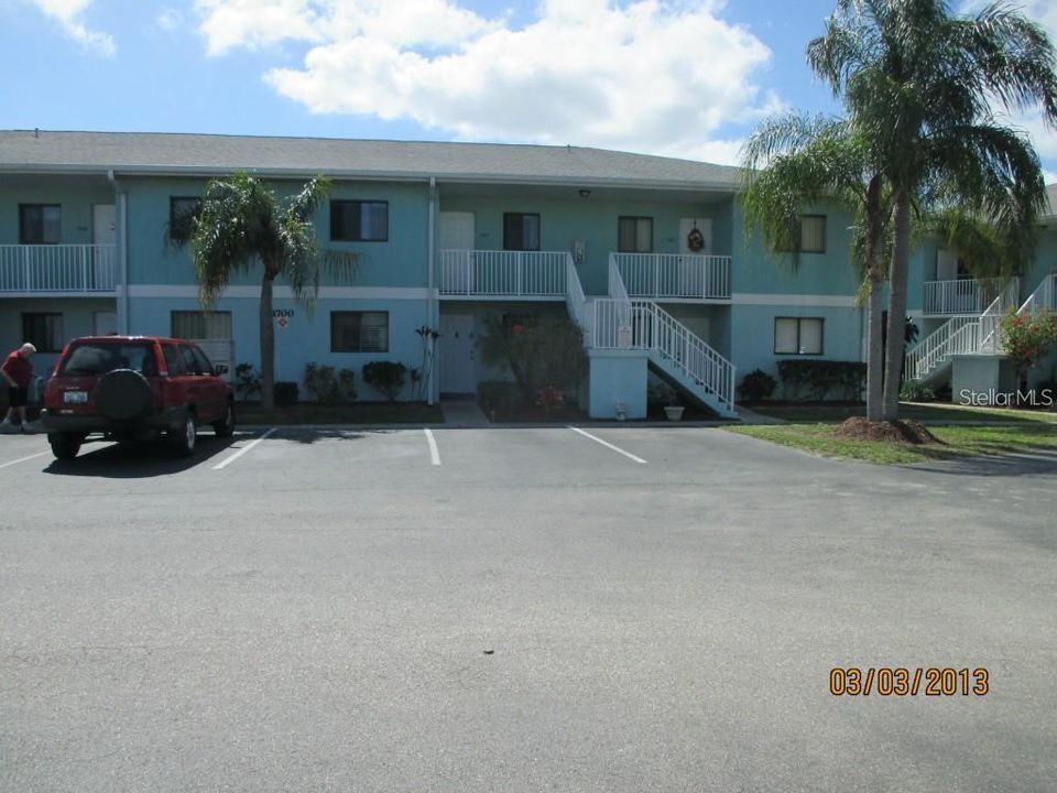 Recently Rented: $1,100 (2 beds, 2 baths, 886 Square Feet)