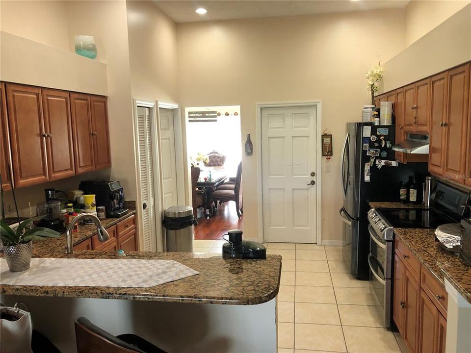 Recently Sold: $519,000 (4 beds, 2 baths, 2348 Square Feet)
