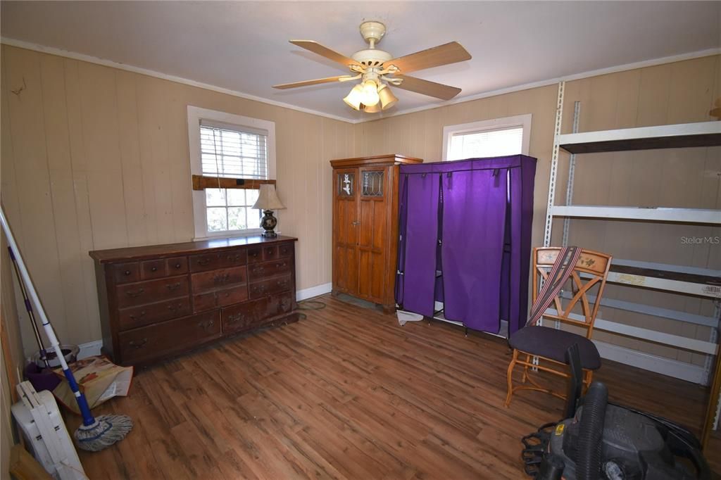 Recently Sold: $65,000 (2 beds, 1 baths, 540 Square Feet)