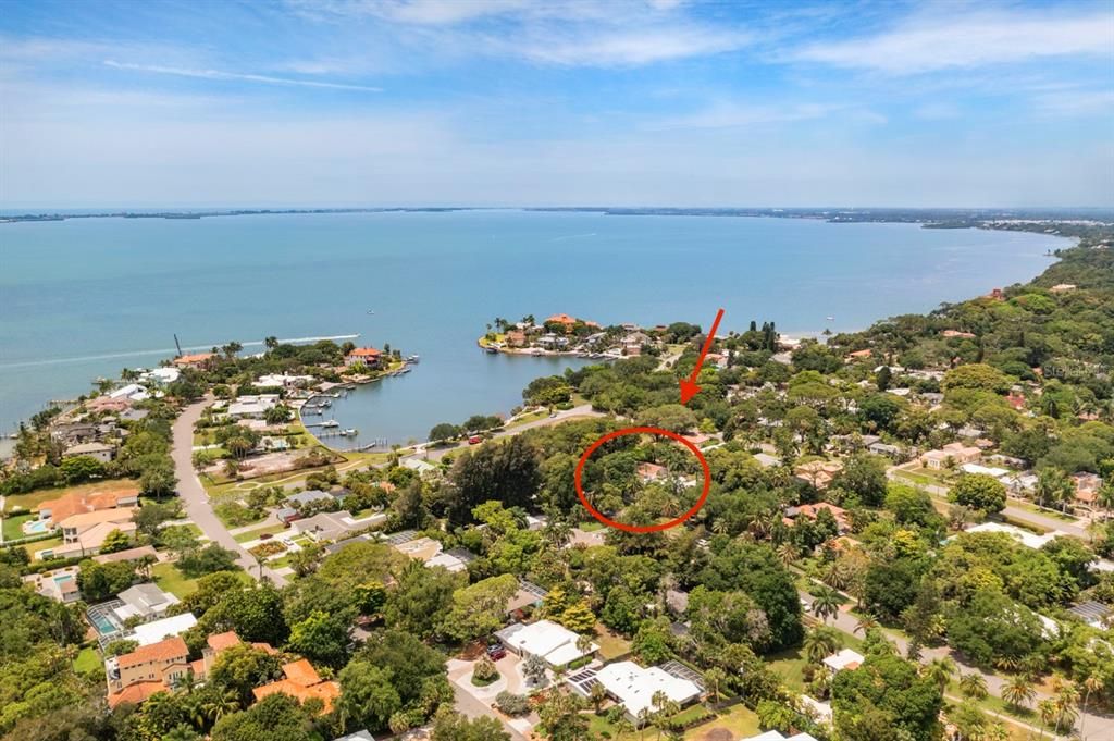 Recently Sold: $950,000 (4 beds, 3 baths, 3286 Square Feet)
