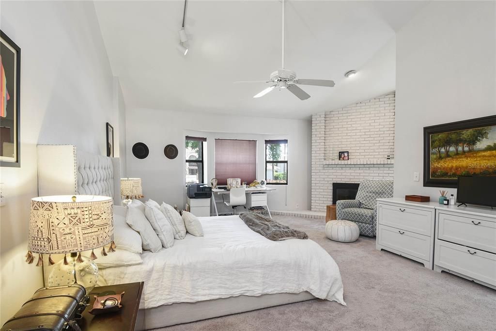 Recently Sold: $500,000 (3 beds, 2 baths, 2787 Square Feet)