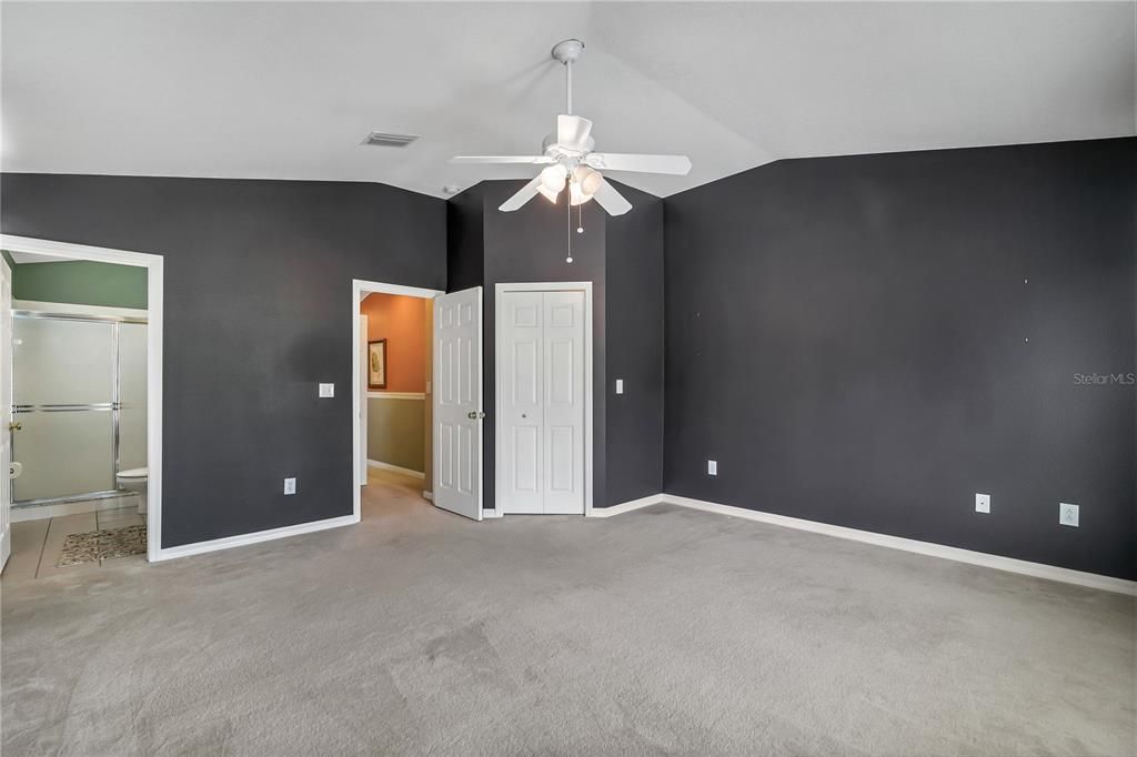 Recently Sold: $280,000 (2 beds, 2 baths, 1657 Square Feet)