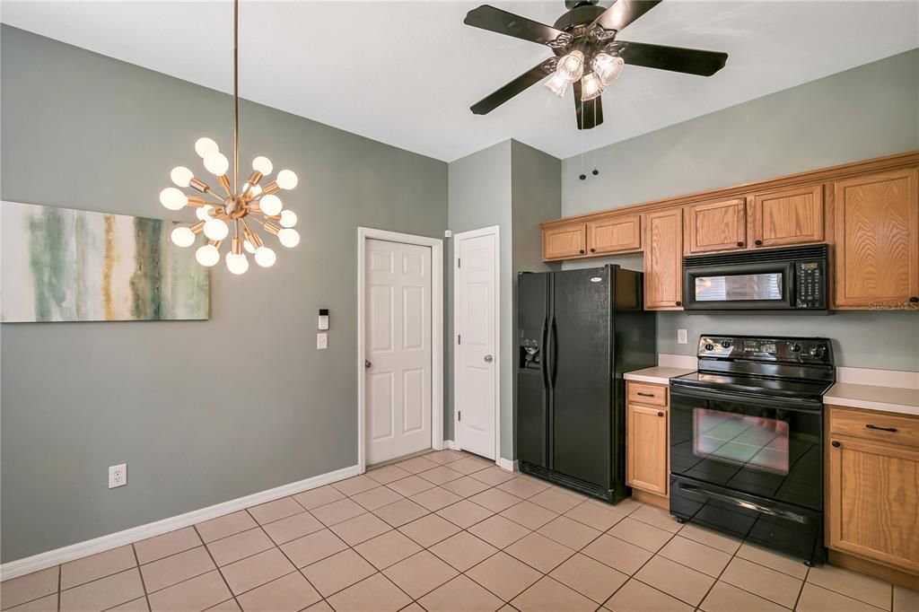 Recently Sold: $280,000 (2 beds, 2 baths, 1657 Square Feet)