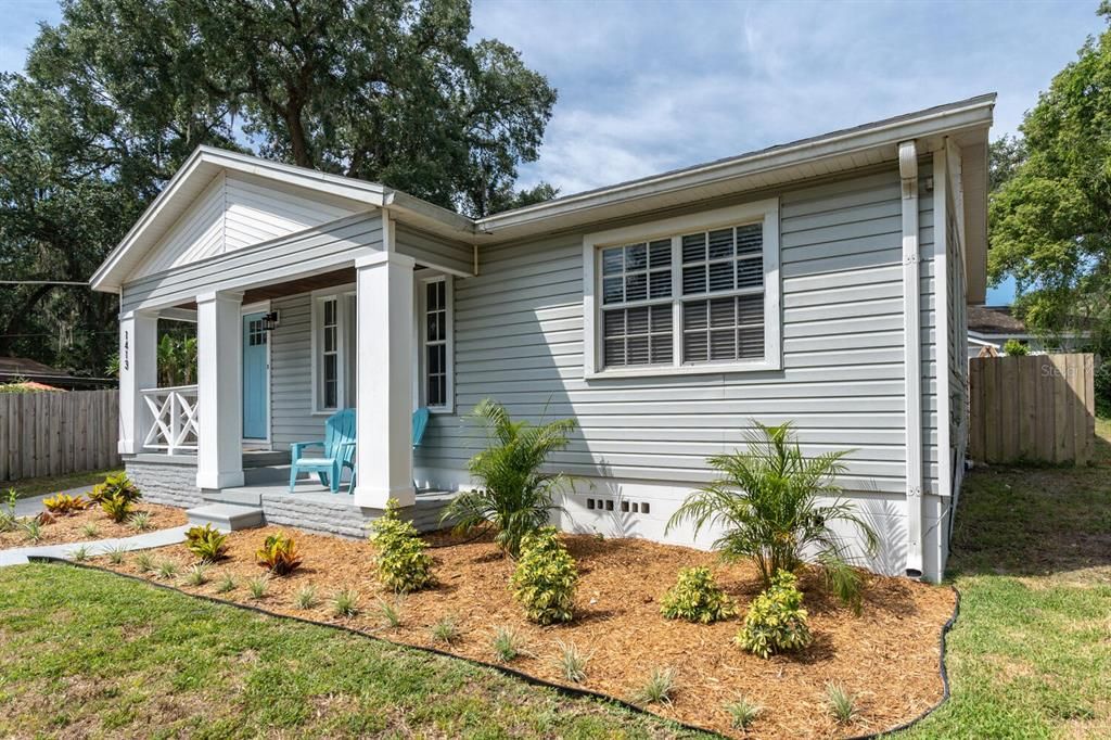 Recently Sold: $295,000 (3 beds, 1 baths, 1060 Square Feet)