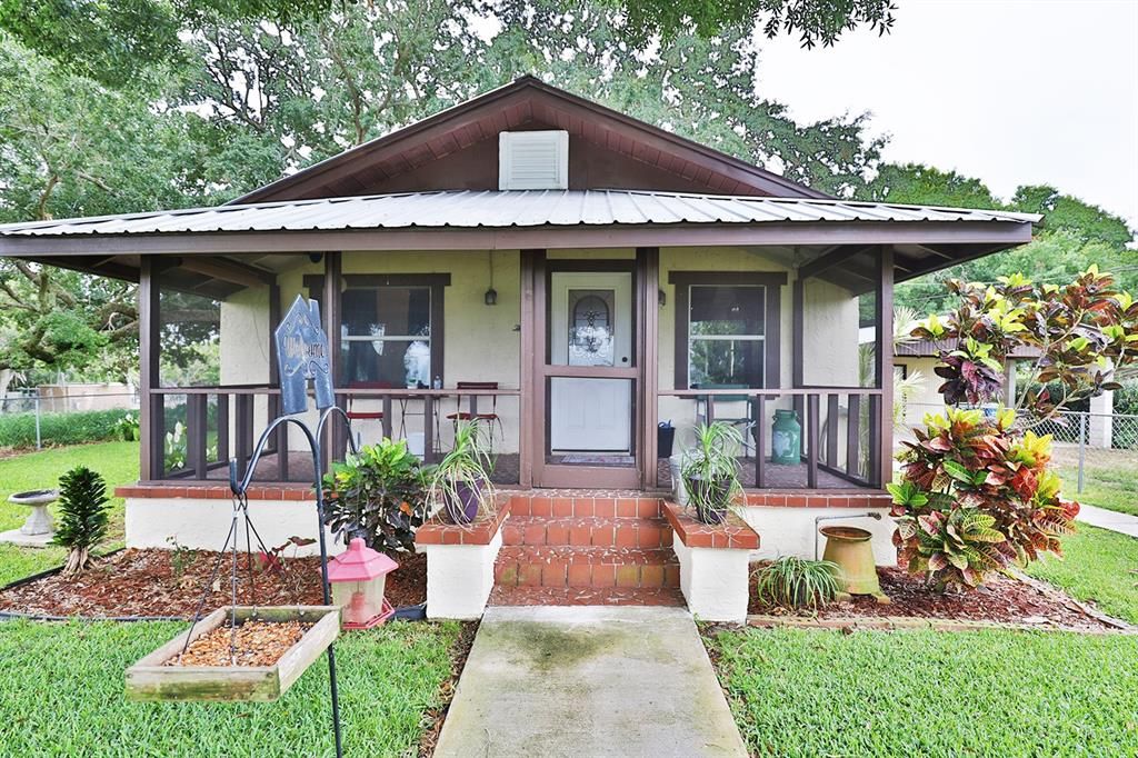 Recently Sold: $128,900 (2 beds, 2 baths, 912 Square Feet)