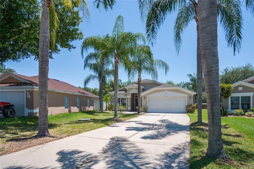 Recently Sold: $281,200 (3 beds, 2 baths, 1571 Square Feet)