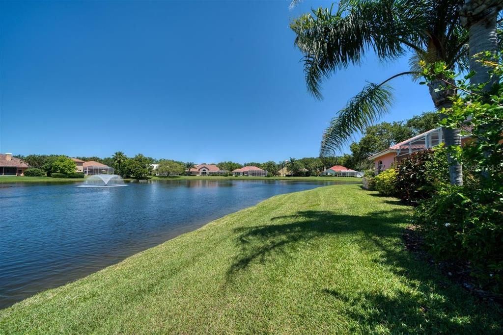 Recently Sold: $999,999 (4 beds, 3 baths, 3715 Square Feet)